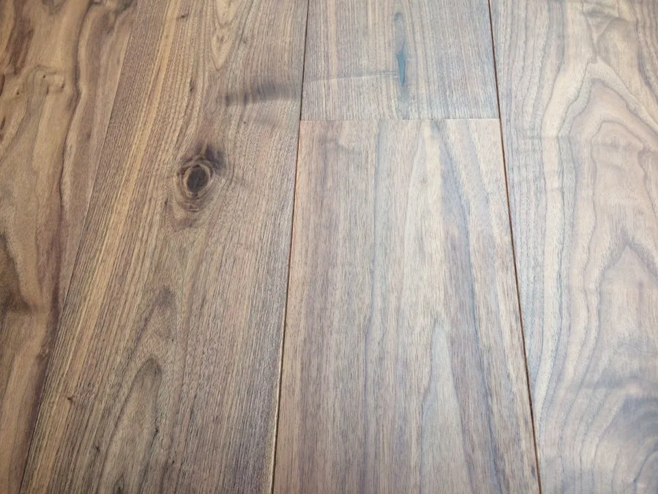 UV Oiled American Black Walnut Engineered Walnut Plank, 20mm x 190mm product image 2 | Wood Floors Online