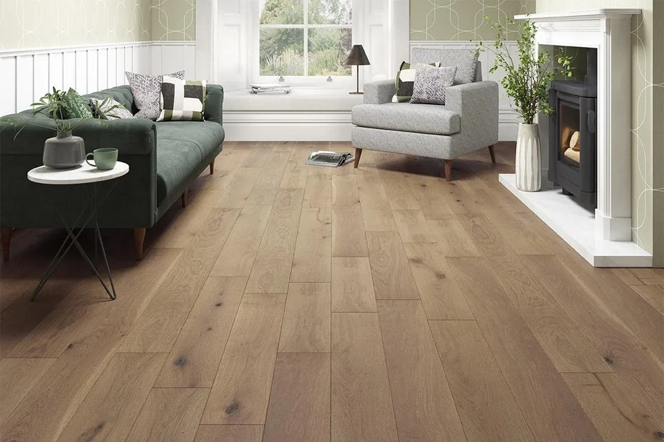 Engineered 14 or 15 mm flooring Home Choice Engineered European Rustic Oak Flooring 14mm x 190mm Blonde Matt Lacquered product image 1 | Wood Floors Online