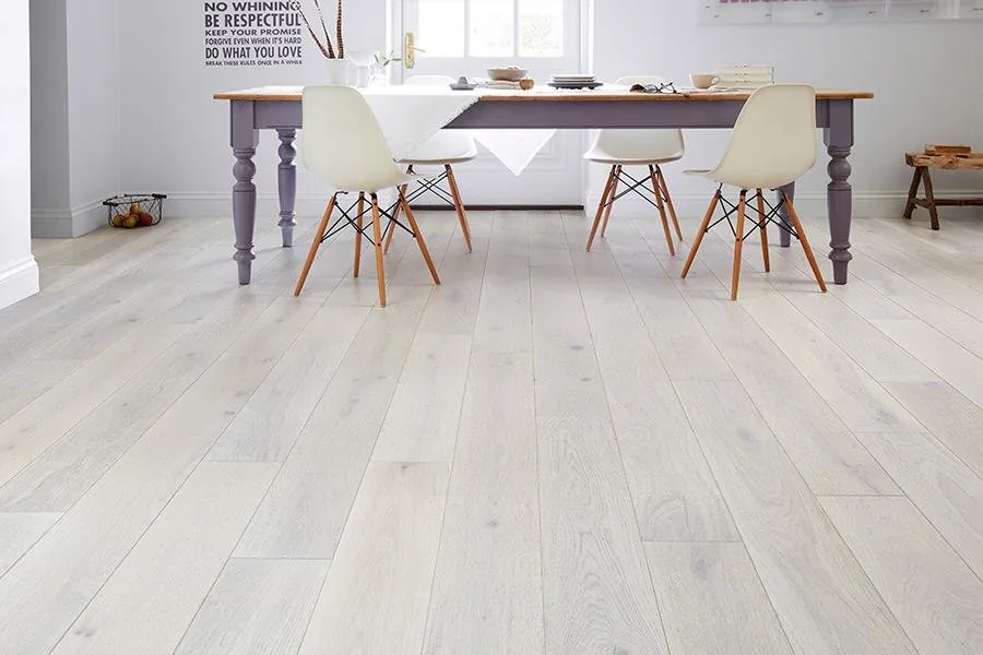 Lacquer Brown/Light oak Engineered product image 1 | Wood Floors Online