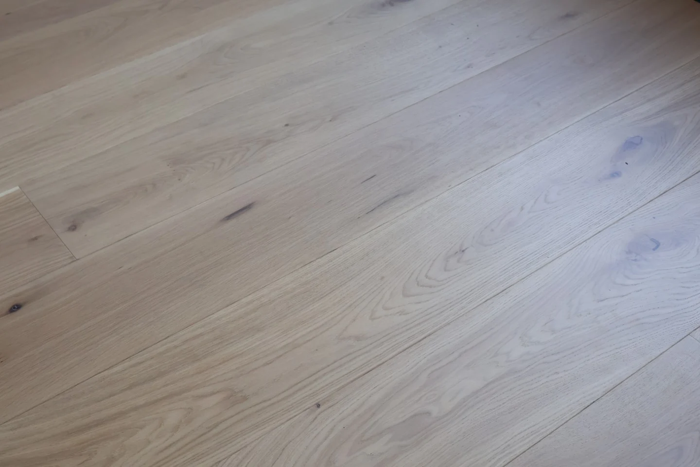 Brushed Invisible Finish Engineered Flooring, 15mm x 240mm product image 1 | Wood Floors Online