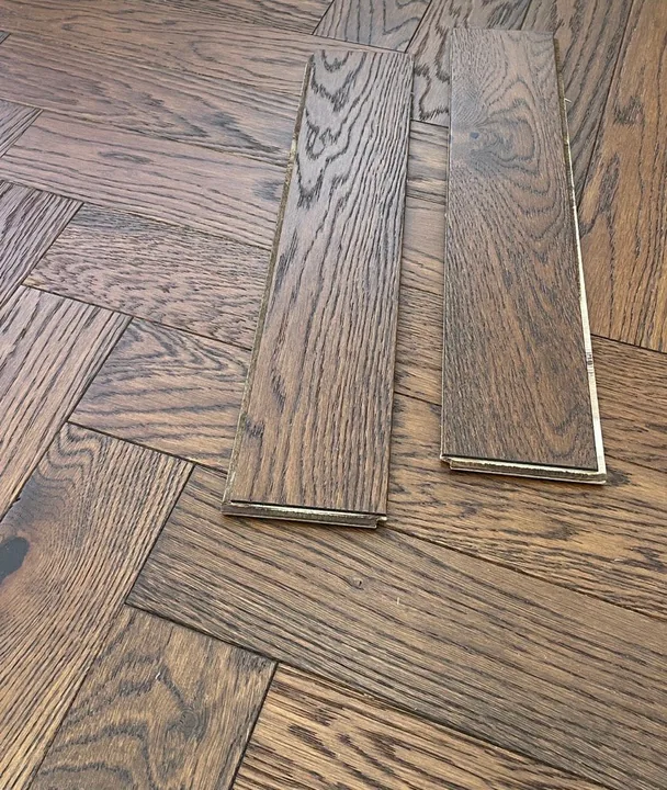 Brushed Lac Oak / Whiskey Solid Herringbone, 10mm x 90mm product image 1 | Wood Floors Online