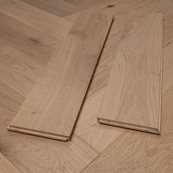 Invisible Lacquer Natural Oak Engineered Herringbone, 14mm x 125mm product image 1 | Wood Floors Online