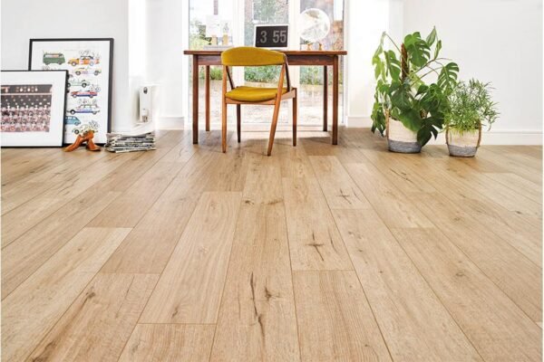 Audacity_12mm_Laminate_Flooring_Meadow_Oak_03_trade_8513f9a2-8051-49ba-842d-78dba6d6bcbe