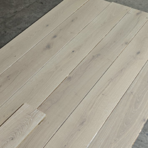 Engineered Oak 14/3 x 220 x 2200 | White Washed B&M Matt Lac – YT-WF-OE14229HR - Image 3