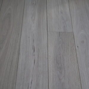 Engineered Oak 14/3 x 190 x 1900 | Natural Oak | Invisible Finish Lacquer – YT-WF-OE1490P - Image 1