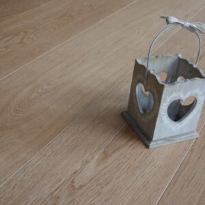 Engineered Oak 14/3 x 190 x 1900 | Natural Oak | Brushed Lacquer – YT-WF-OE1496P - Image 4