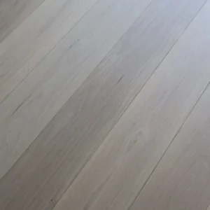 Engineered Oak 15/4 x 190 x 1900 | Natural Oak | Invisible Finish Lacquer – YT-WF-OE1590PS - Image 4