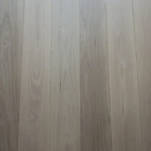 Engineered Oak 15/4 x 190 x 1900 | Natural Oak | Invisible Finish Lacquer – YT-WF-OE1590PS - Image 3