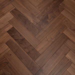 Engineered Walnut Herringbone 14/3 x 125 x 600 | American Black Walnut | Walnut Herringbone UV Oiled – YT-WF-WH1422 - Image 3